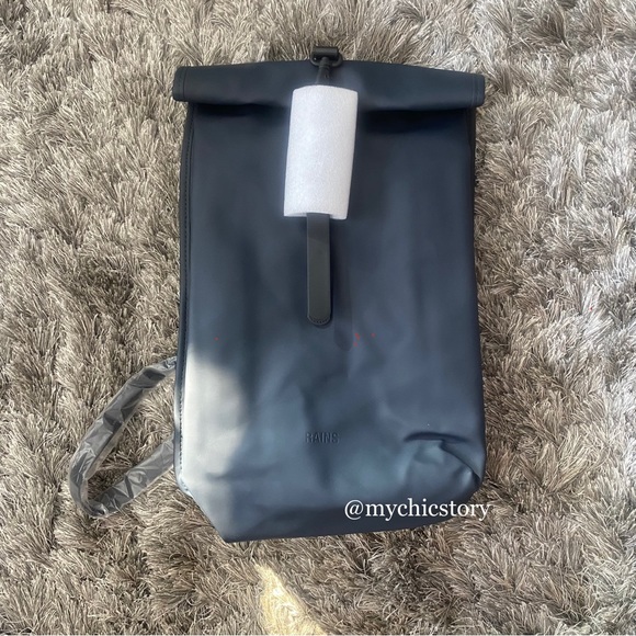 NWT RAINS Rolltop Rucksack Mini Waterproof Dry Bag - Picture 3 of 6